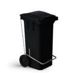 Lixeira Seletora com Pedal e Rodas Preta Bolivar 324A – 120L
